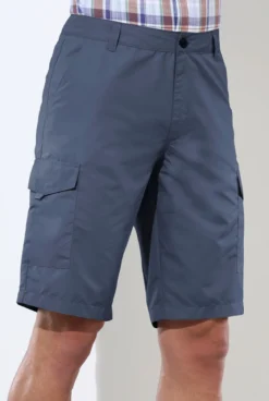 Bermudas mit Cargotaschen in 3 Farben