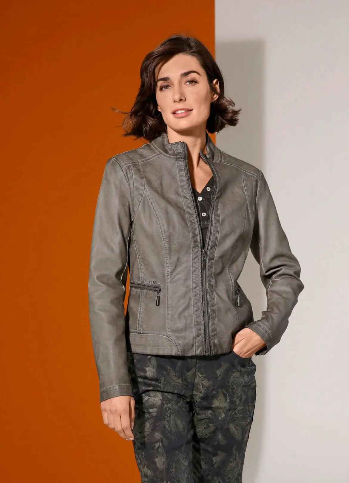 Blazer mit dezenter Nietenzer
