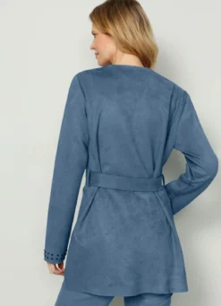 Blazer mit Nietenzier an den Ärmelabschlüssen