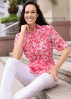 Bluse mit Kragen