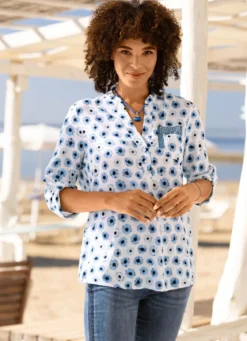 Bluse mit kurzer Knopfleiste