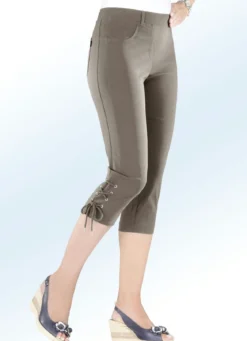 Caprihose mit raffinierter Schnürrung