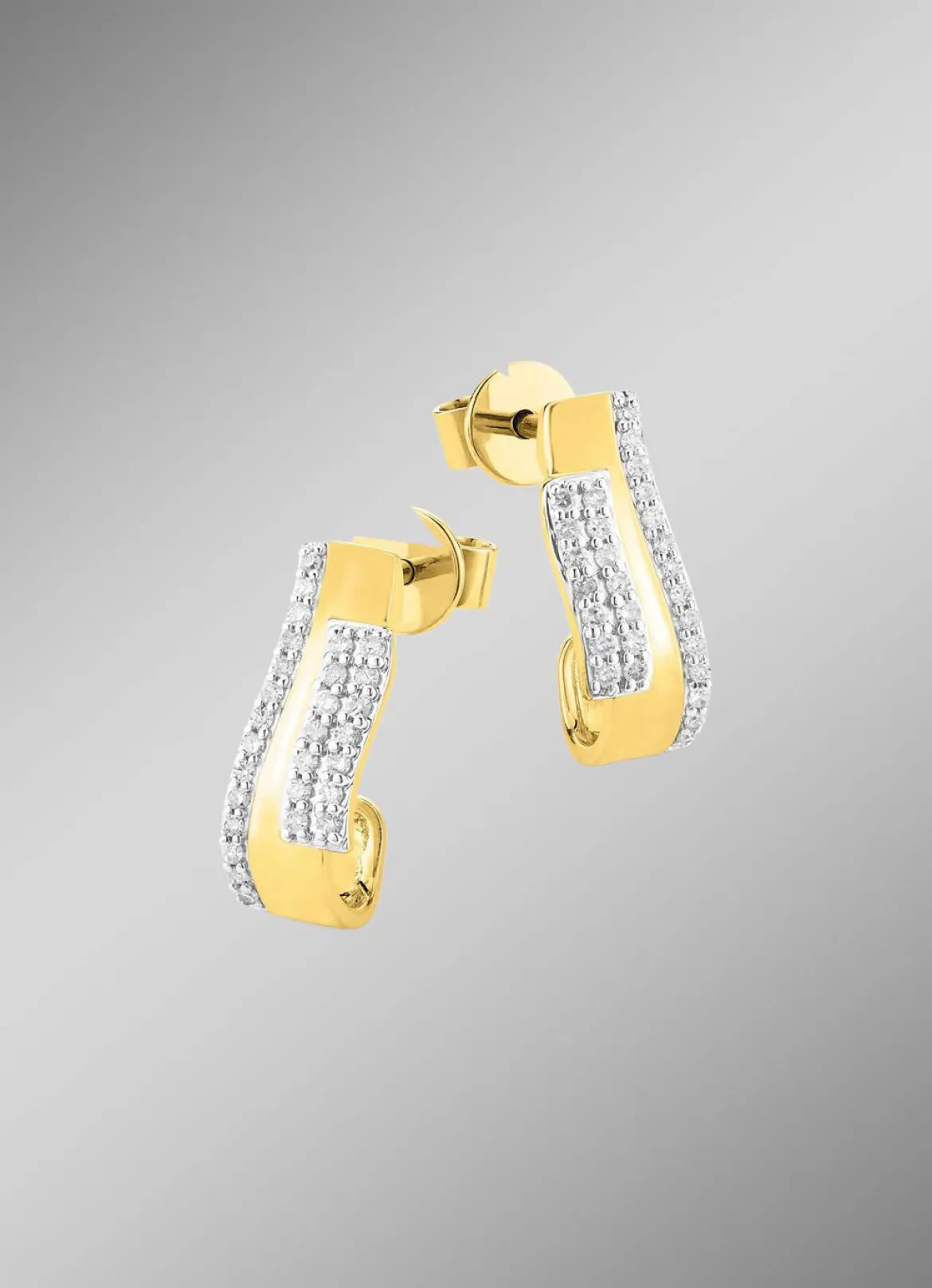 Edle Ohrstecker mit 56 Diamanten