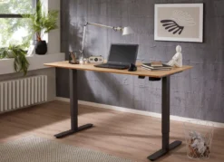 Elektrisch höhenverstellbarer Schreibtisch