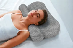 Ergonomisch geformtes Nackenstützkissen