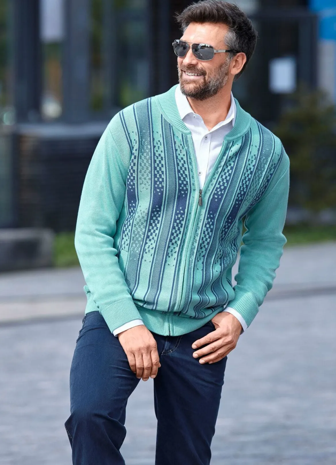 Gemusterte Jacke in 2 Farben