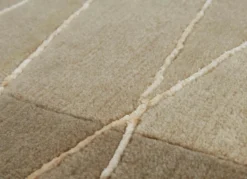 Handgeknüpfte Brücken und Teppiche in Naturfaser-Qualität