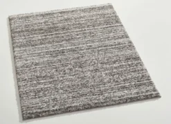 Handgetuftete Brücken und Teppiche mit dichtem Flor