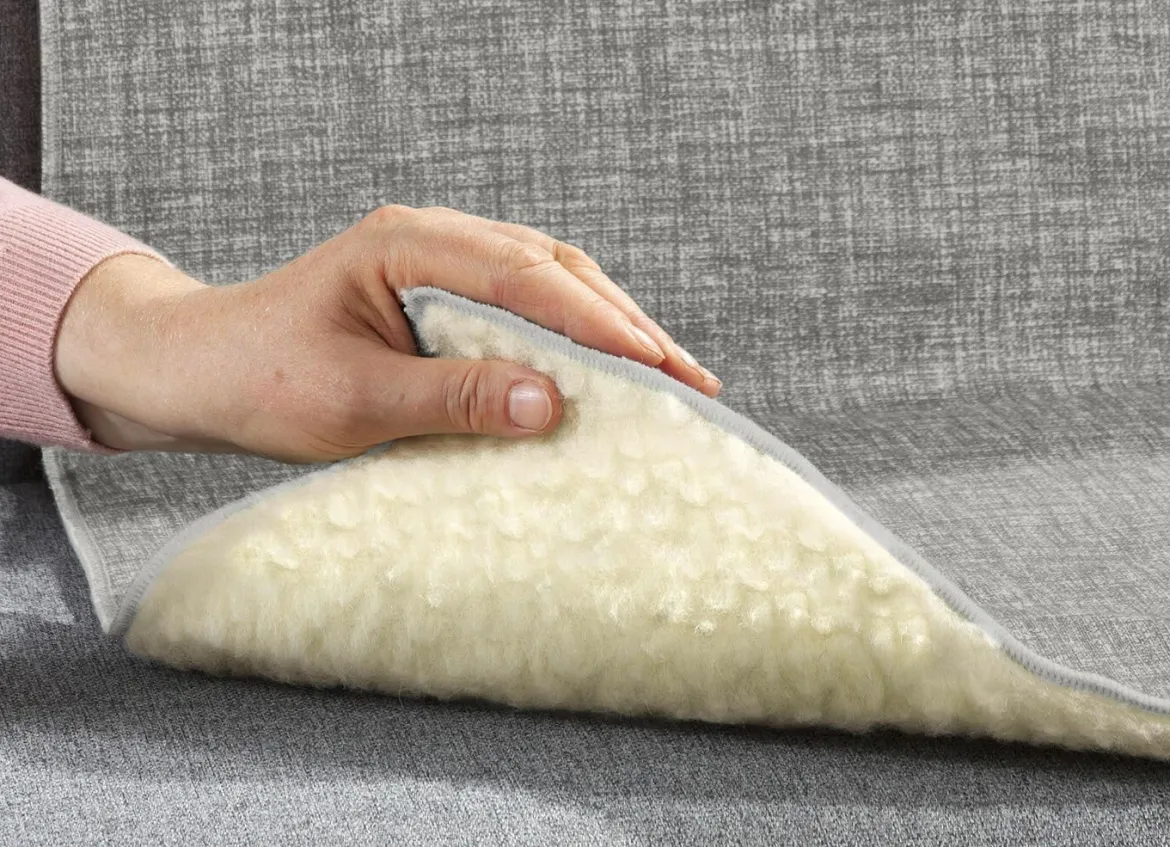2-in-1 Wohnaccessoires mit wohlig warmem Flor
