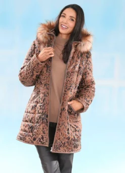 Jacke mit abnehmbarer Kapuze