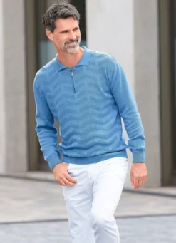 Klassischer Polopullover mit Strukturdessin