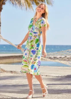 Kleid in Schlupfform