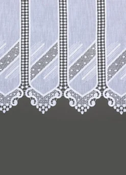 Kleinfenster-Store mit Macramé-Abschluss