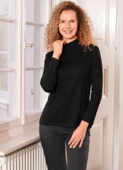 Kombifreundliches Rollkragenshirt in 2 Farben
