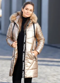 Kurzmantel in trendgenauer Metallic-Optik
