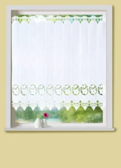 Kurzstore mit Blumen in Macramé-Spitze