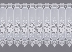 Kurzstore mit Blumen in Macramé-Spitze