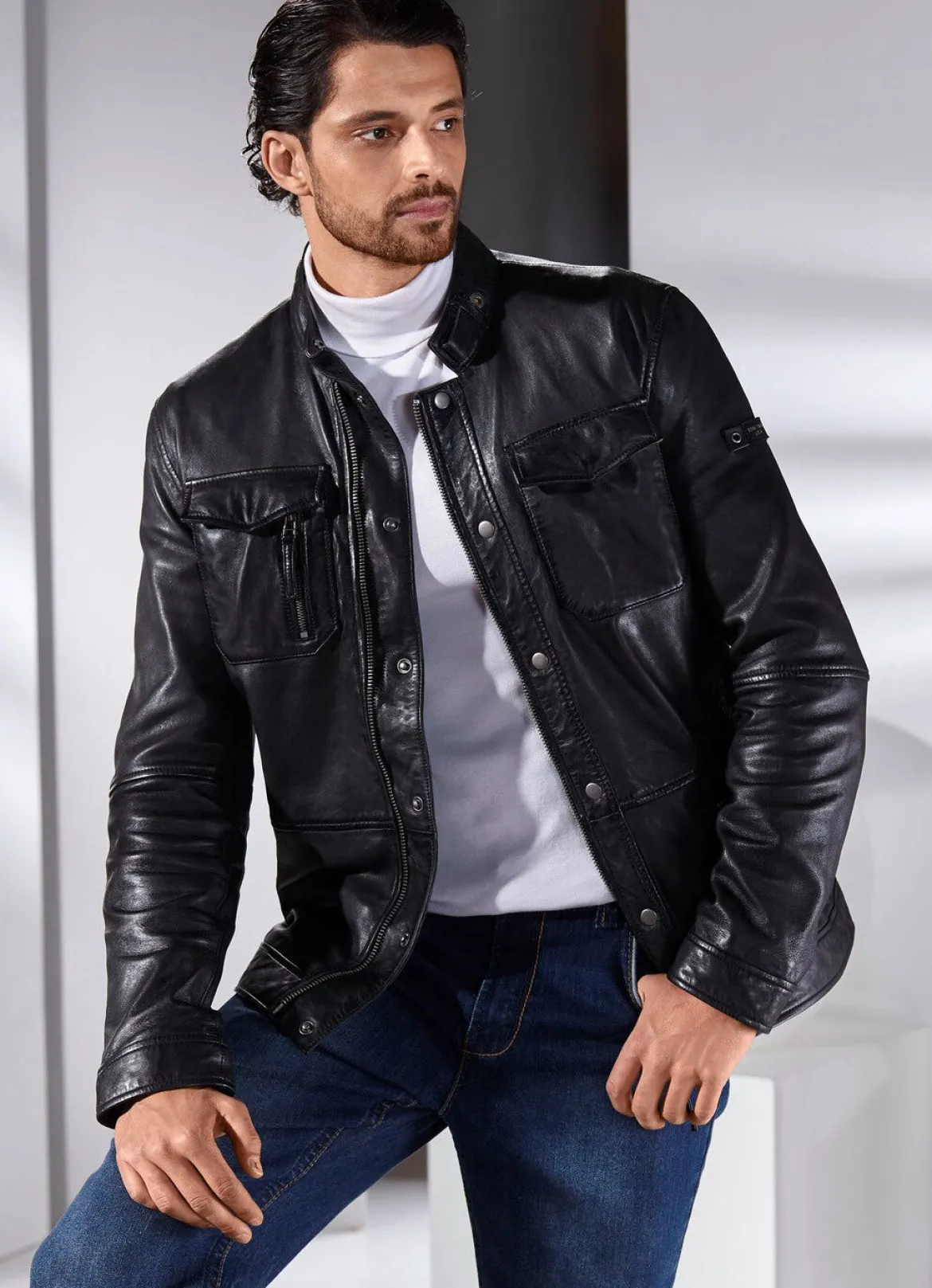 Lederkurzjacke von „Cabrini“