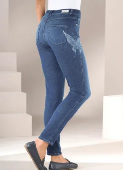 Magic-Jeans mit Schmetterlingswascheffekt
