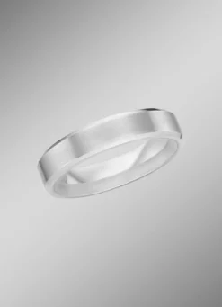 Mattierter Trauring in Silber 925/- fein