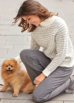 Pullover mit aufwendiger Struktur