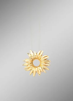 Schicker Anhänger im Blumen-Design