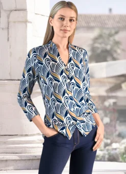 Schön dessinierte Shirtbluse
