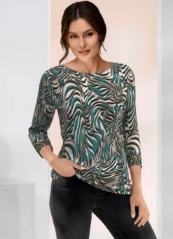 Shirt mit modischem U-Boot-Ausschnitt in 2 Farben
