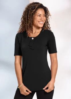 Shirt mit Zierknopf