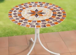 Spann-Tischdecke mit mediterranem Dessin