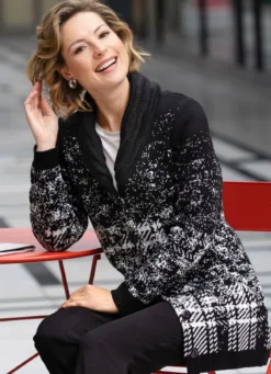 Strickjacke in Jacquard-Dessin