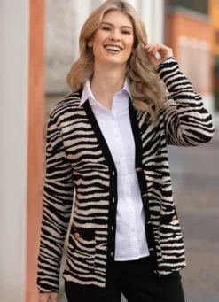 Strickjacke in Jacquard-Dessin