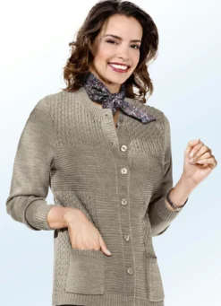 Strickjacke mit Strukturmix