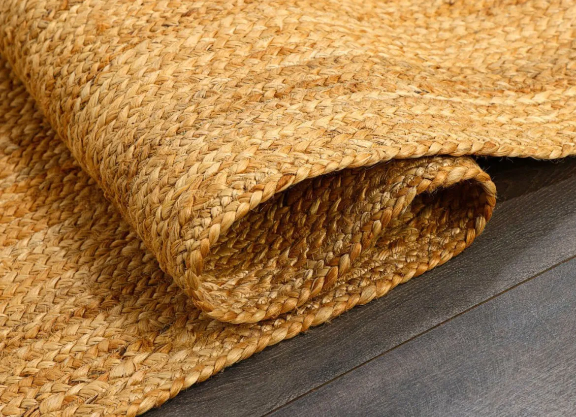 Teppiche und Brücken aus Jute