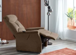 TV-Sessel mit Motor und Aufstehhilfe